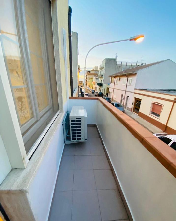 Lovely Sardinia Apartment Porto Torres Esterno foto