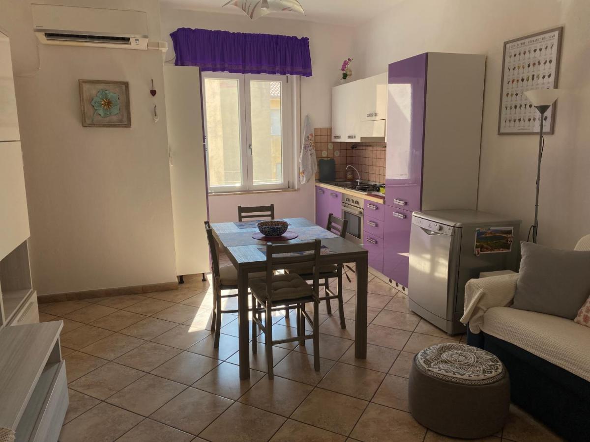 Lovely Sardinia Apartment Porto Torres Esterno foto