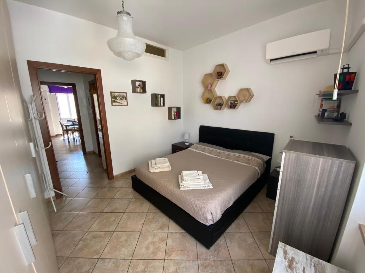 Lovely Sardinia Apartment Porto Torres Esterno foto